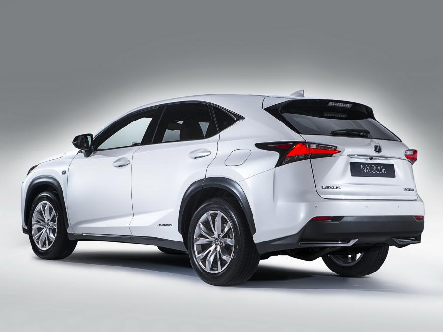  Lexus NX300h F-Sport 2014 года  (фото 4 из 6)